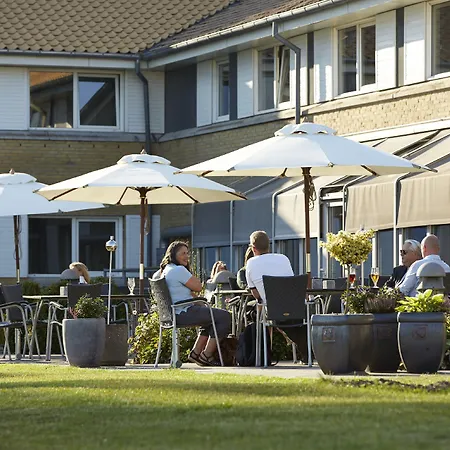 Отель Western 4*