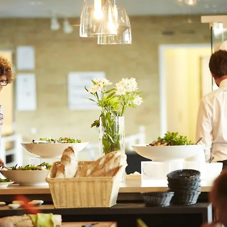 Western Отель 4*