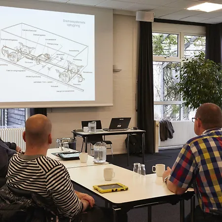 Western 4* Фредерисия